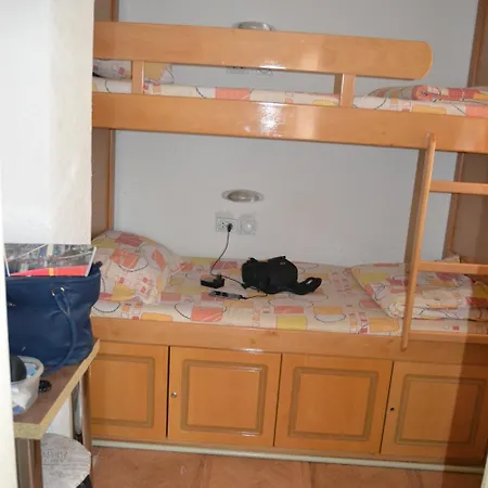 バレンティン 2 * スコピエ