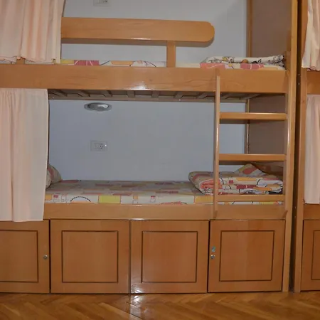 Hostel Valentin 2 Σκόπια